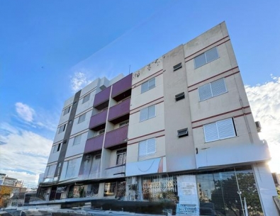Apartamento 3 Quartos com Garagem em Capoeiras