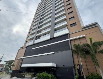 Apartamento com 2 dormitórios, suíte, sacada, churrasqueira e garagem no Kobrasol.