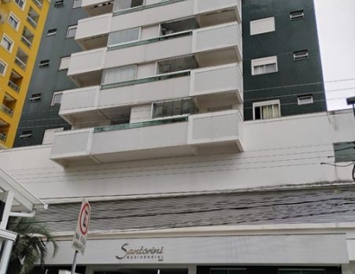 Apartamento  de 2 Quartos com Suíte, Sacada com Churrasqueira e Garagem no Bairro Campinas.