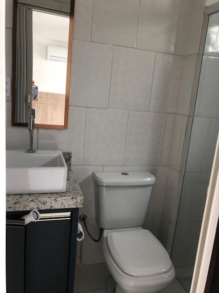 Kitnete semi mobiliada na melhor localização do Kobrasol.