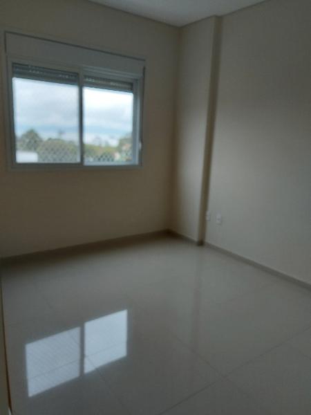 Apartamento com 3 dormitórios (suíte) à venda na Agronômica.