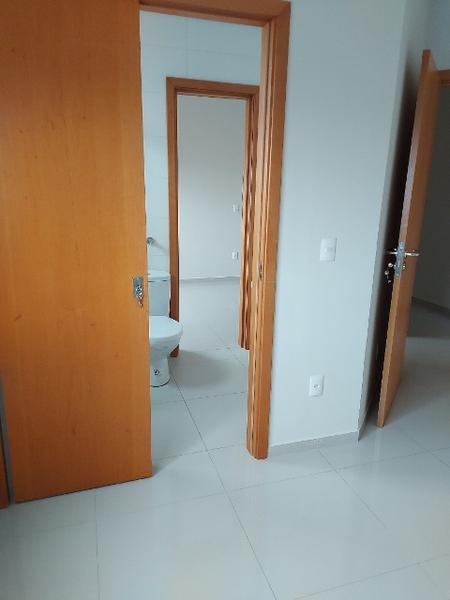 Apartamento com 3 dormitórios (suíte) à venda na Agronômica.
