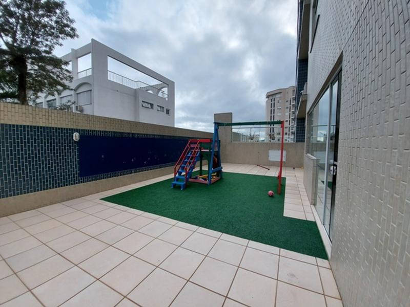 Apartamento com 3 dormitórios (suíte) à venda na Agronômica.