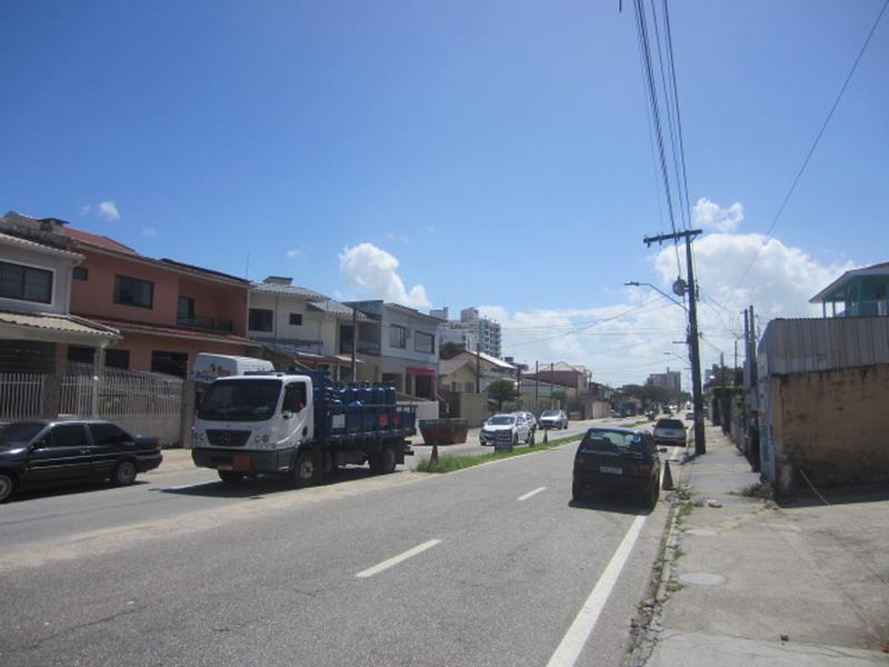 Ótimo terreno na Avenida Atlântica em Barreiros, São Jose.