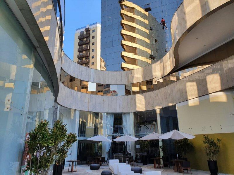 Loja térrea com11,72 m² com garagem no Centro de Florianópolis.