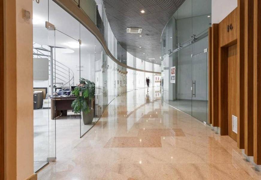 Loja térrea com11,72 m² com garagem no Centro de Florianópolis.