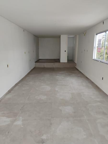 Sala térrea comercial de esquina na melhor localização do Abraão.
