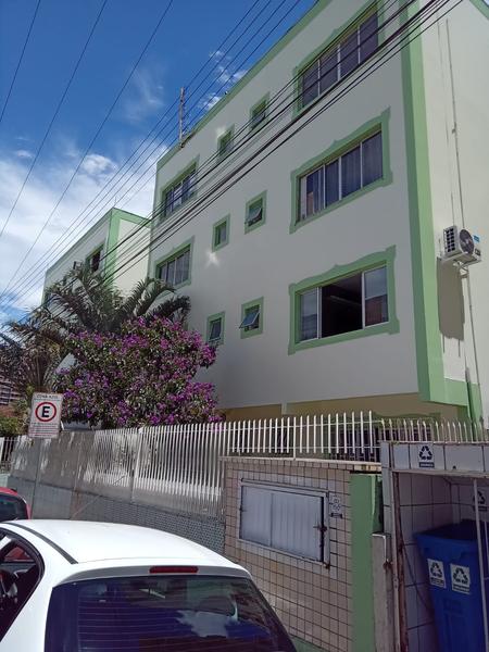 Kitnet sem garagem no Kobrasol.