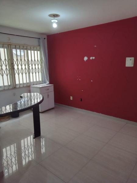 Kitnet sem garagem no Kobrasol.