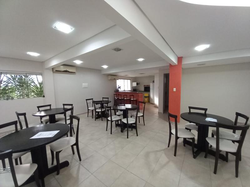 Apartamento com 138m² , sacada e garagem no bairro Itaguaçú.