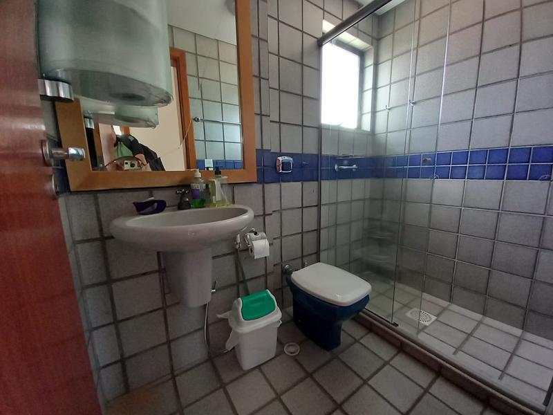 Cobertura Duplex com garegem para 2 carros em Coqueiros.