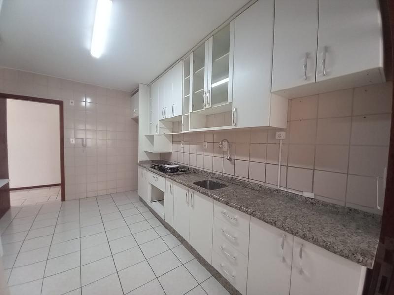 Apartamento de 3 dormitórios (suíte) no Balneário Estreito.