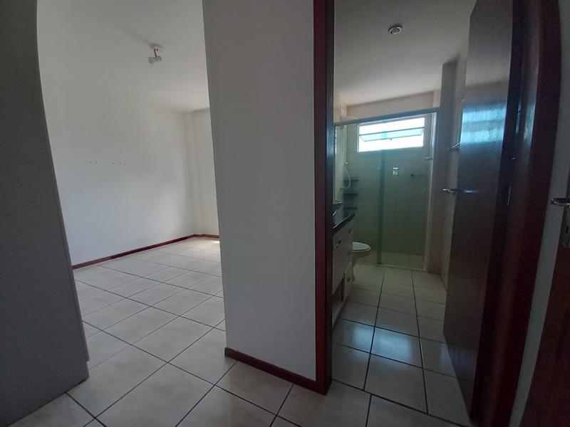 Apartamento de 3 dormitórios (suíte) no Balneário Estreito.
