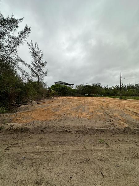 Terreno frente Mar na Praia do Sol em Laguna.