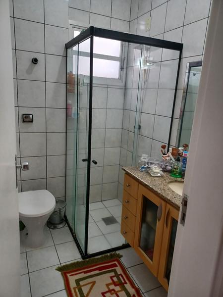 Apartamento de 3 dormitórios com , garagem e elevador em Coqueiros.