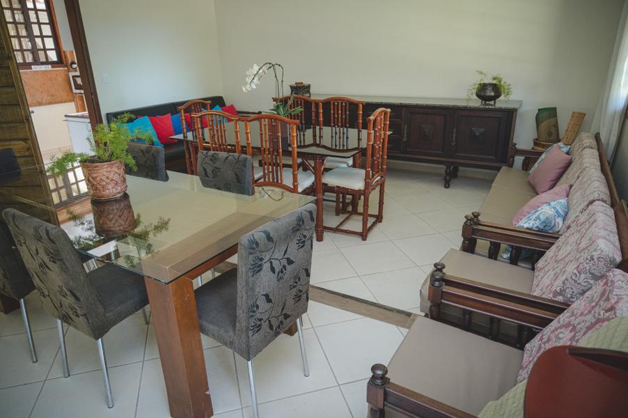 Venha conhecer essa casa dos seus sonhos em Biguaçú!