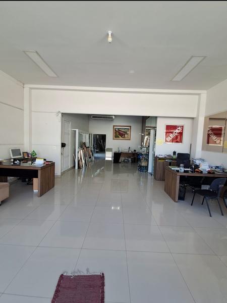 Excelente Ponto Comercial em Local Privilegiado no Bairro Estreito
