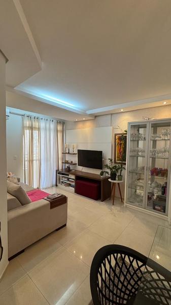 Apartamento de 2 dormitórios (suíte) e garagem em Coqueiros.