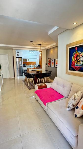 Apartamento de 2 dormitórios (suíte) e garagem em Coqueiros.