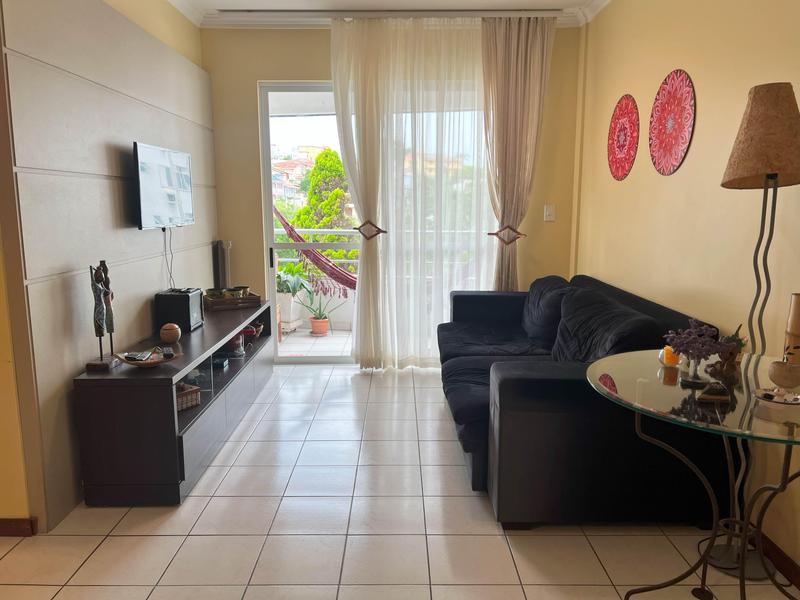 Apartamento de 3 dormitórios, suíte, sacada e garagem no Abraão.
