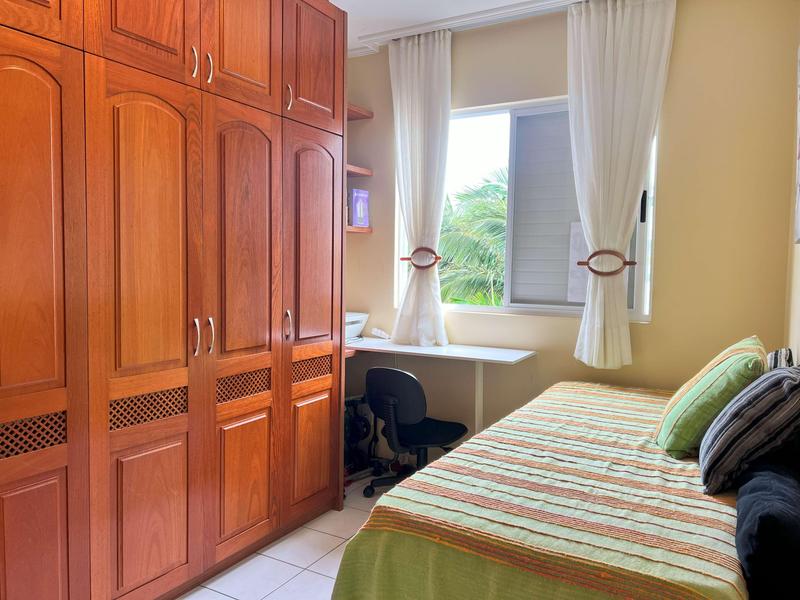 Apartamento de 3 dormitórios, suíte, sacada e garagem no Abraão.