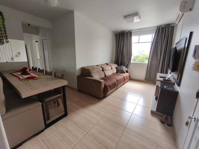 Apartamento de 3 dormitórios, sendo 1 suíte e garagem no bairro Estreito.
