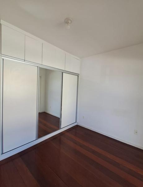 Casa com 2 pisos no Balneário Estreito.