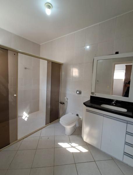 Casa com 2 pisos no Balneário Estreito.