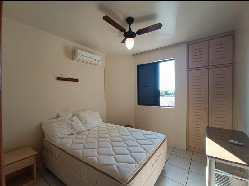 Apartamento de 2 dormitórios co 1 suíte, sacada e garagem em Canasvieiras.
