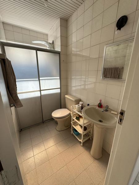 Apartamento amplo de 1 dormitório em Coqueiros.