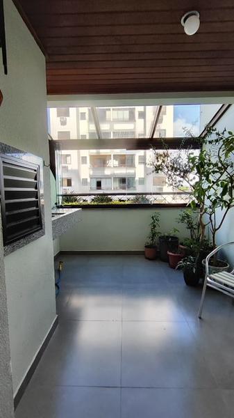 Apartamento Amplo na Praia da Saudade em Coqueiros com Lazer Completo e Vaga Coberta
