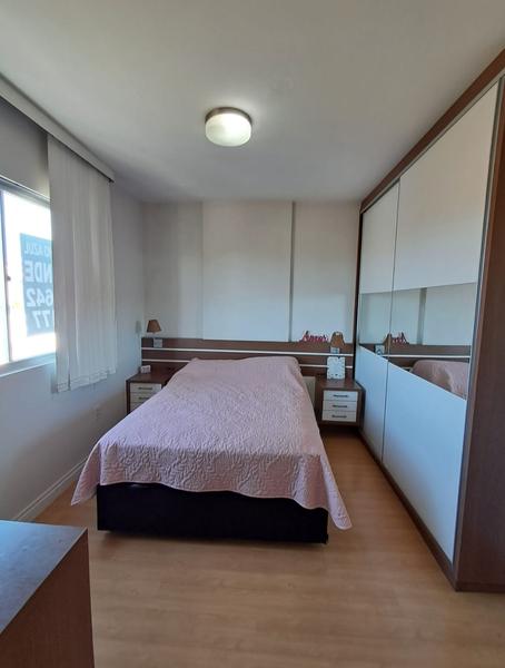 Apartamento de 3 dormitórios (suíte), garagem em Barreiros.