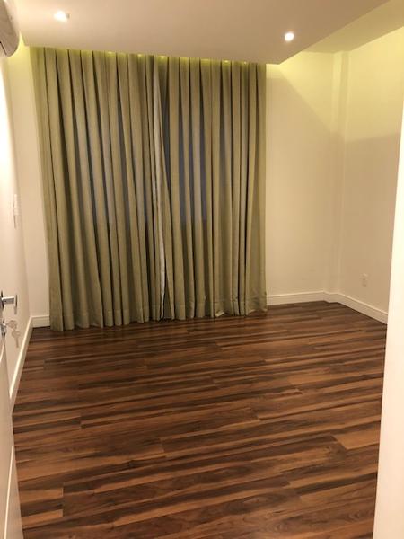 Apartamento com 3 dormitórios (suíte) e garagem no Itaguaçu.