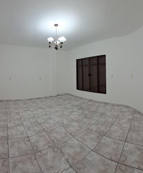 Casa à Beira-Mar no Bairro do Bom Abrigo com 2 pisos, elevador e piscina  - Florianópolis