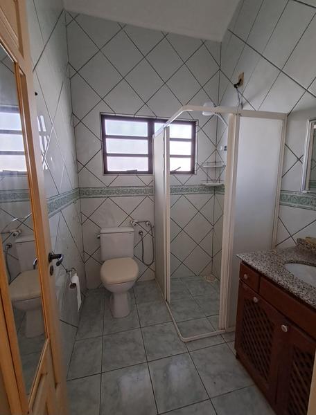 Casa à Beira-Mar no Bairro do Bom Abrigo com 2 pisos, elevador e piscina  - Florianópolis