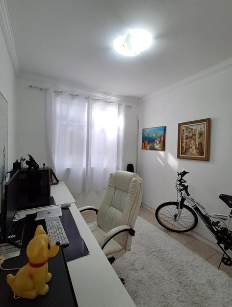 Apartamento com 2 Dormitórios e Garagem no Abraão, Florianópolis