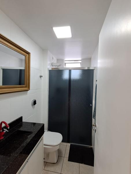Apartamento com 2 Dormitórios e Garagem no Abraão, Florianópolis