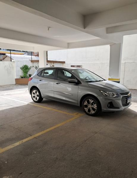 Apartamento com 2 Dormitórios e Garagem no Abraão, Florianópolis