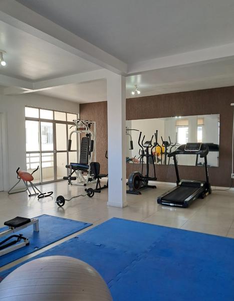 Apartamento com 2 Dormitórios e Garagem no Abraão, Florianópolis